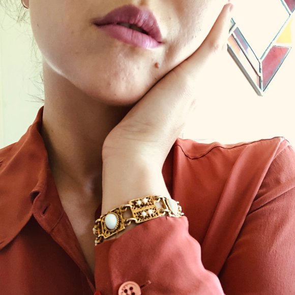 VINTAGE - White Enamel Bracelet - Picture 1 of 5